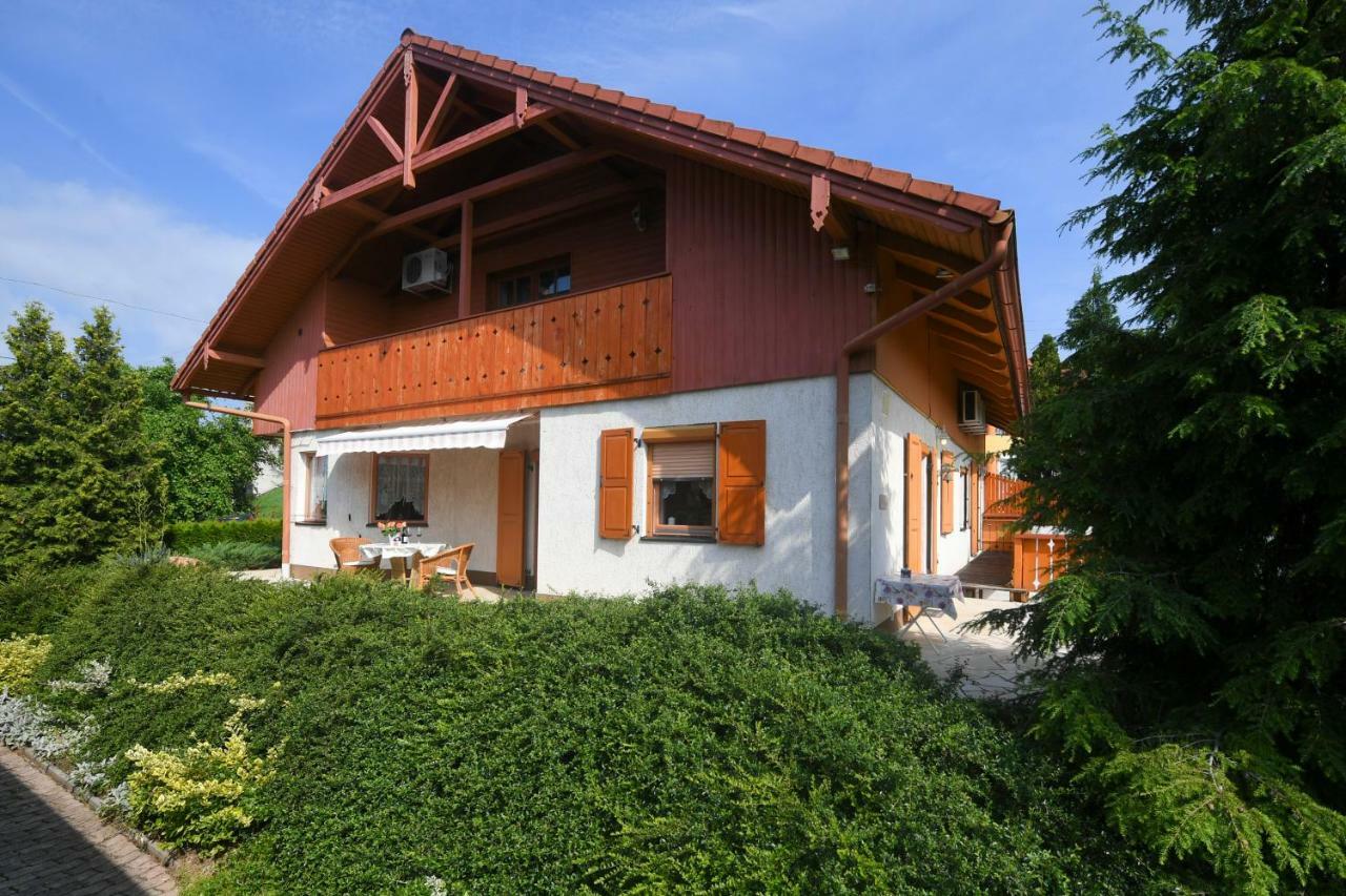 Апартаменты Haus Lucia Эгер Экстерьер фото